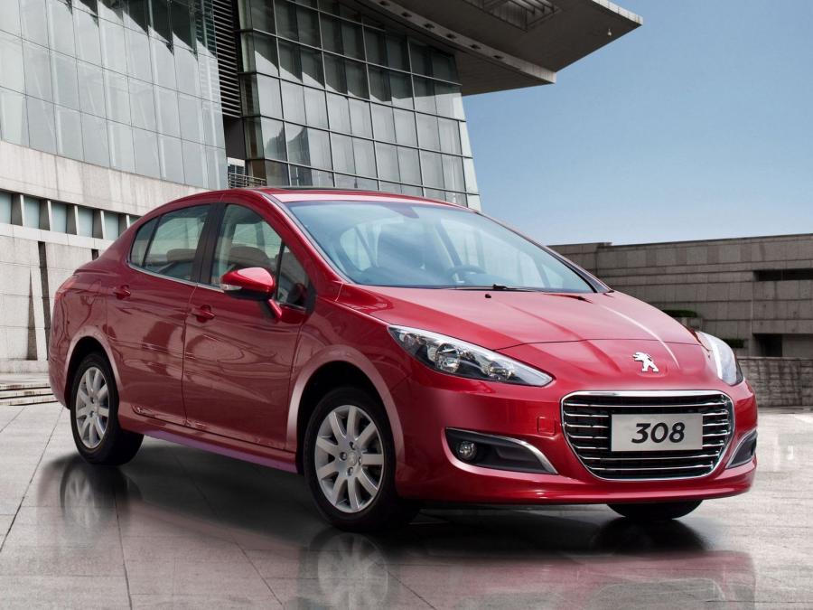  Peugeot 308 Sedan 2011 года  (CN) (фото 9 из 18)